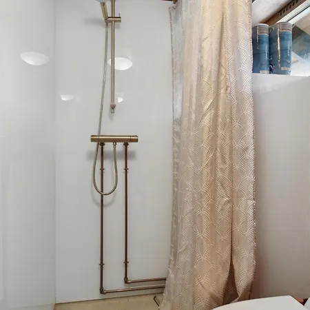 Nyaraló 3 Bedroom Beautiful In Idestrup *