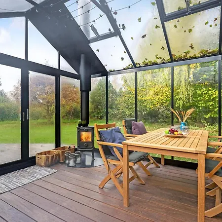 3 Bedroom Beautiful In Idestrup Nyaraló Bøtø By
