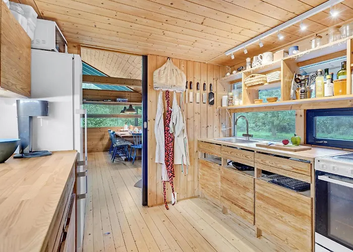Holiday home 3 Bedroom Beautiful In Idestrup Boto By